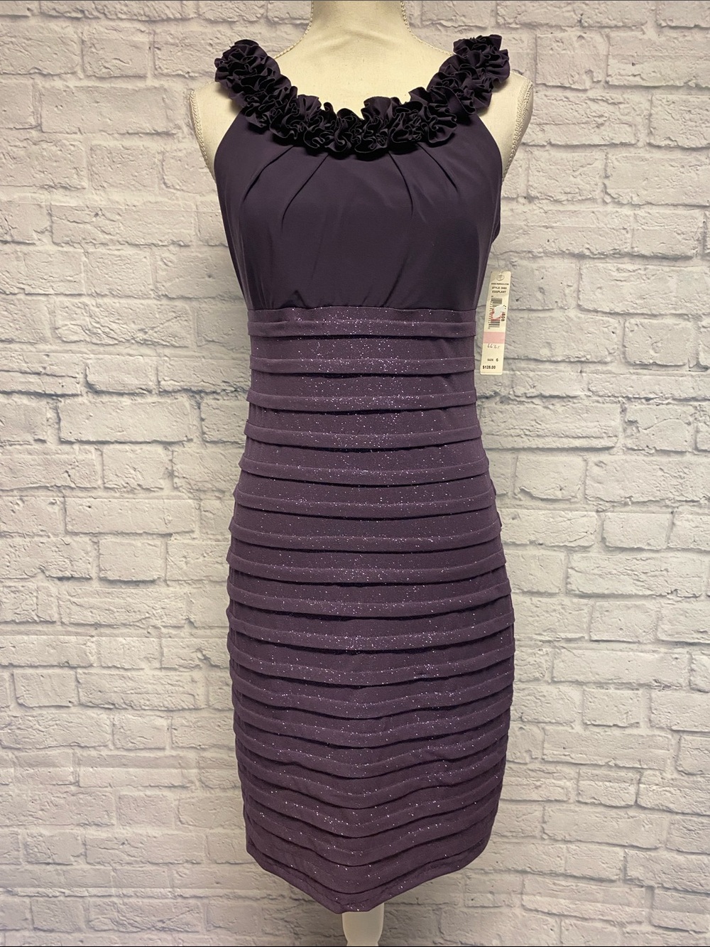 NWT R&M Richards Pleated with Rosette Neckline Cocktail Bodycon Dress Size 6